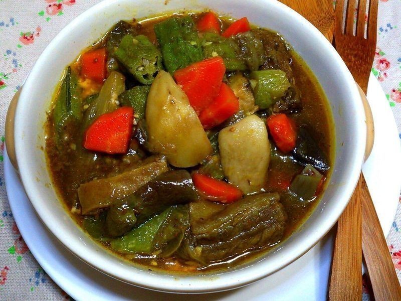 【桔香酱油】夏日时蔬咖哩炖牛肋的做法