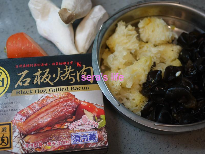 ����ײ�±������