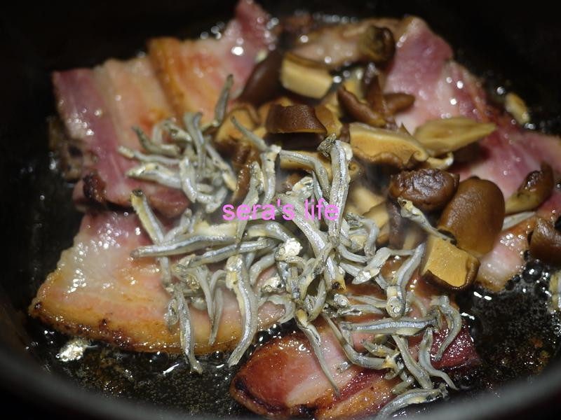 ����ײ�±������