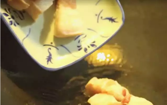 ������ɫ±�������