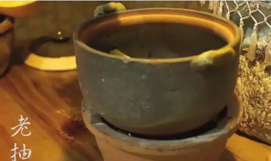 ������ɫ±�������