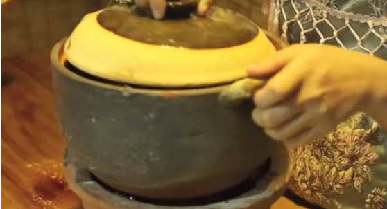 ������ɫ±�������