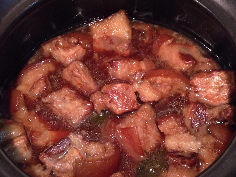 记忆中古早味卤肉的做法