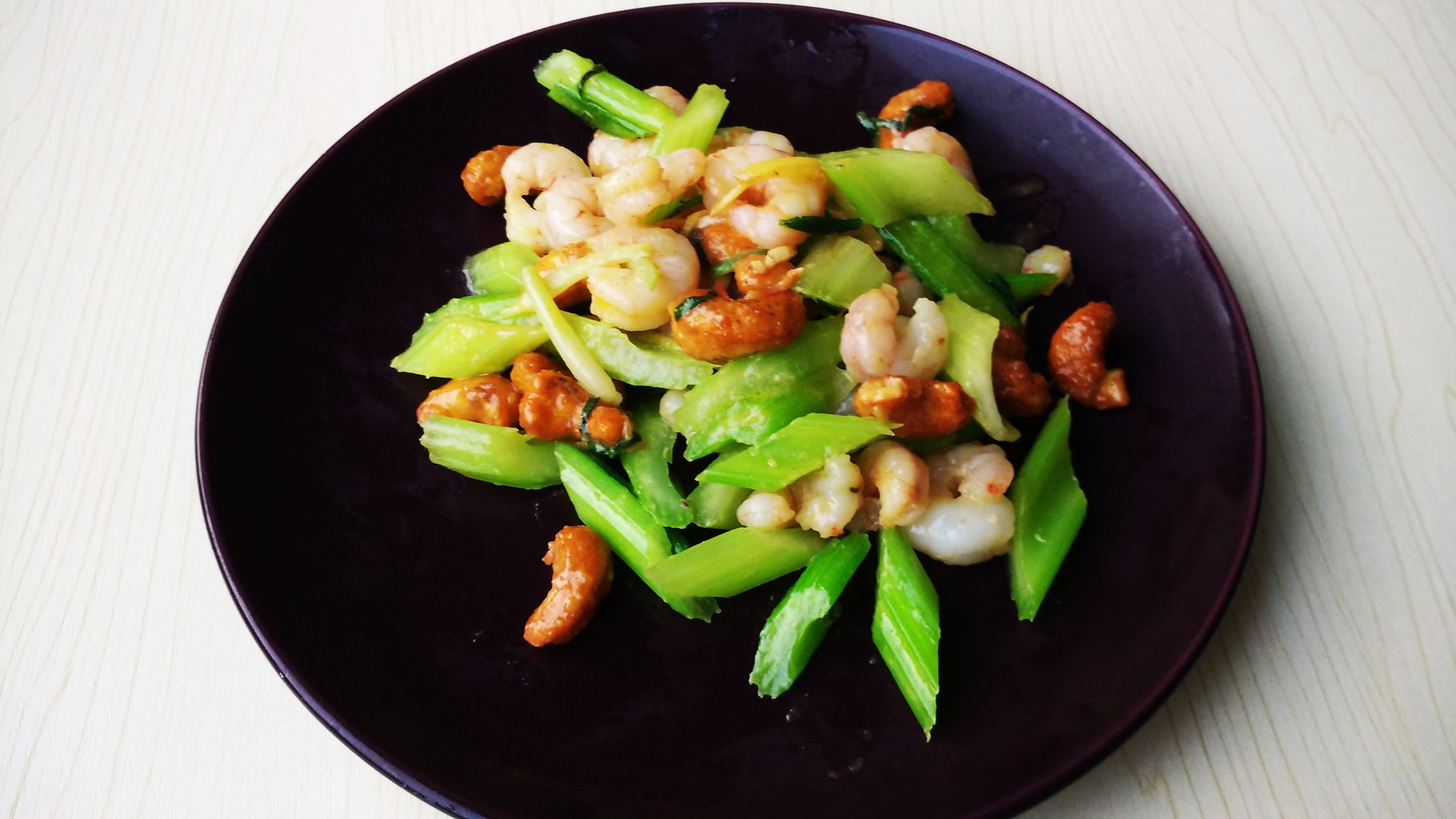 ������Ϻ�ʵ�����