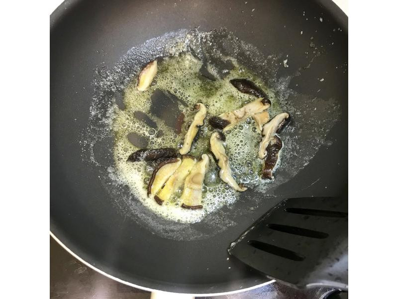 ���չR����˫��������