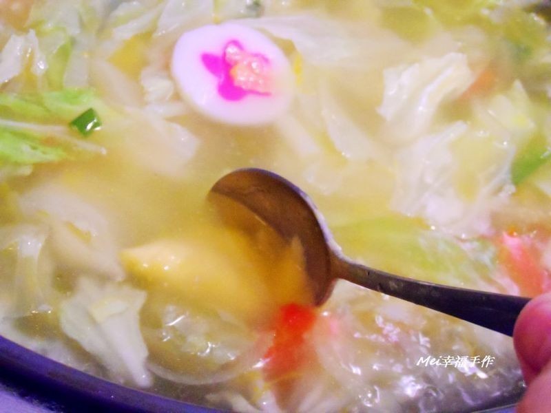 ��ɫ����������