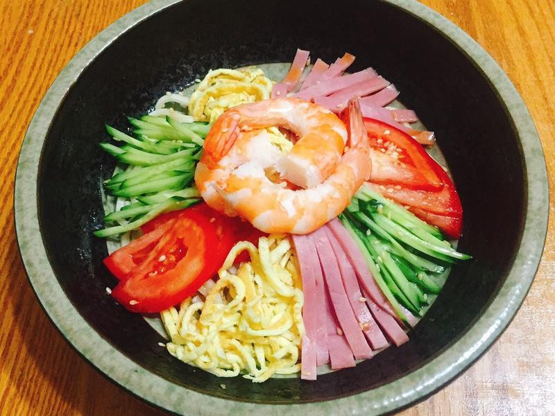 ÈÕʽÖлªÁ¹ÃæµÄ×ö·¨