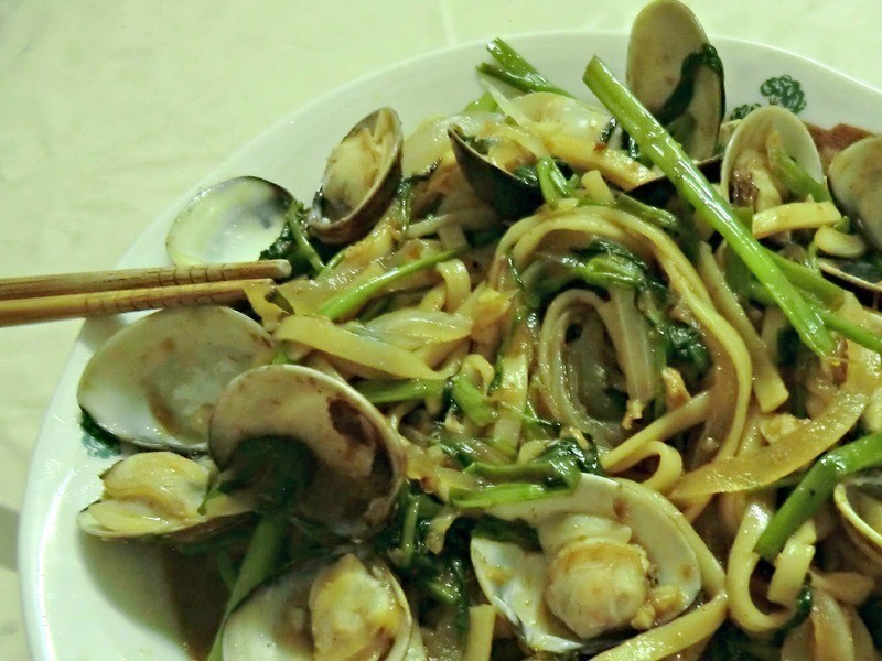 你家也可以是热炒店之蛤蜊炒面的做法