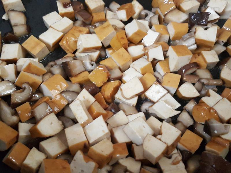 �����˸����ɶ�������