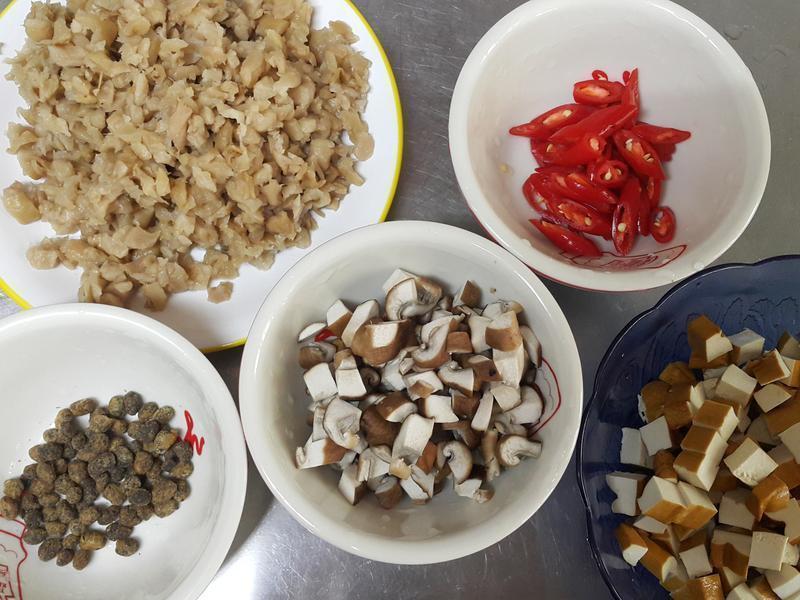 �����˸����ɶ�������