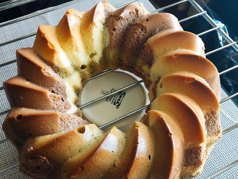 ��ɫ�ݷ絰�������