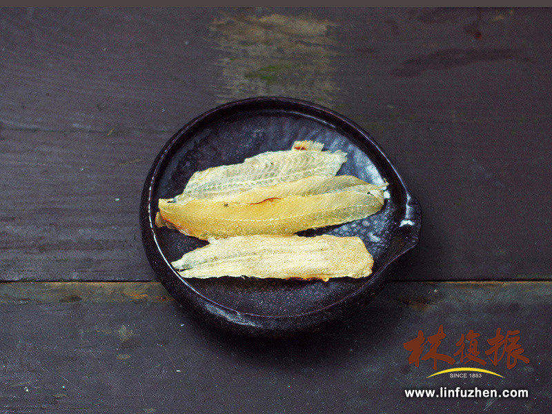 ��Ů������ײ��ҵ�����