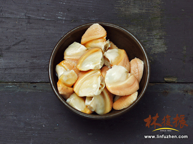 ��Ů������ײ��ҵ�����