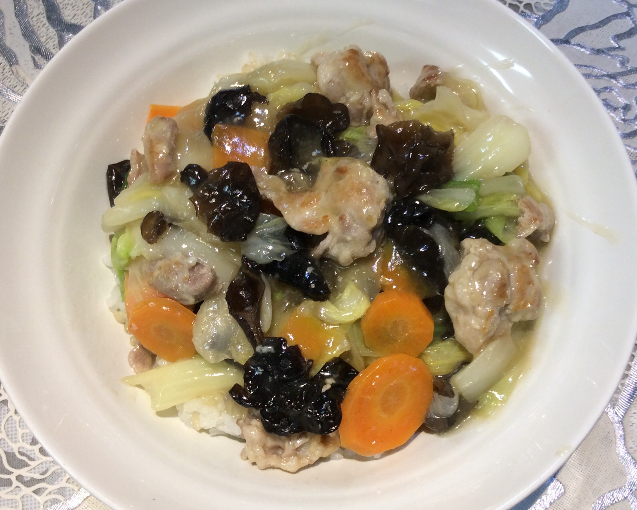 白菜肉丸盖饭的做法