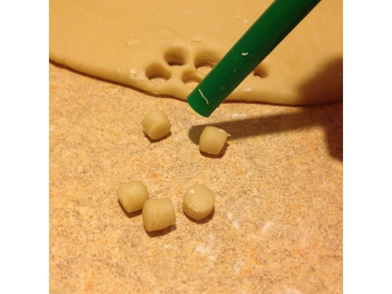 �ֹ����Ƿ�Բ������