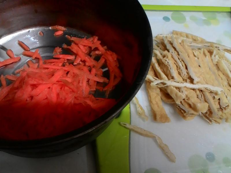 ���ܲ���˿������