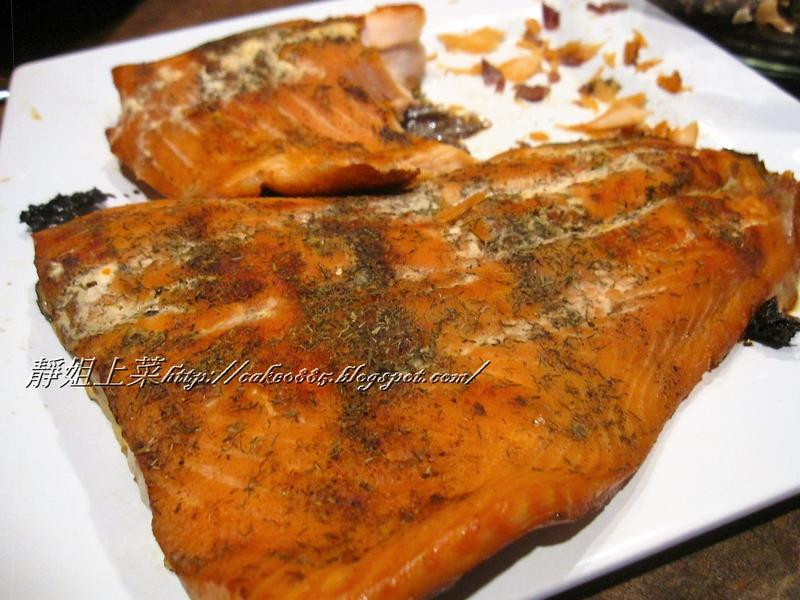 下酒菜─快速烟燻鲑鱼的做法