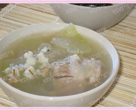 冬瓜薏仁排骨汤的做法