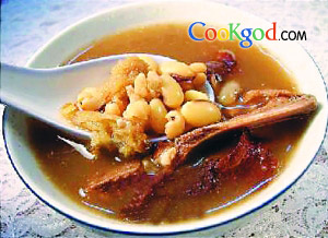 木棉花薏米猪骨汤的做法