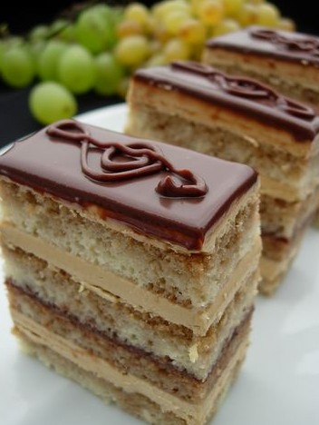 ���Ժ���������