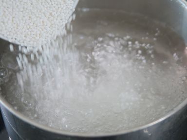 ľ��ѩ�����׵�����