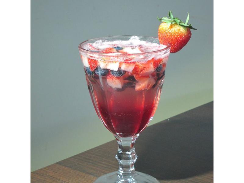 果莓粒粒饮的做法