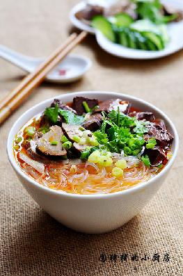 南京鸭血粉丝汤的做法