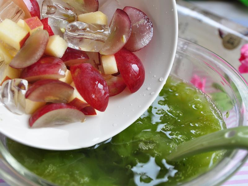 Ĩ��ˮ������¶������