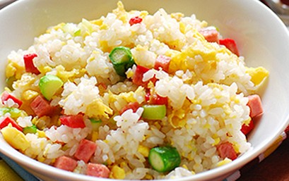 ���׷�������