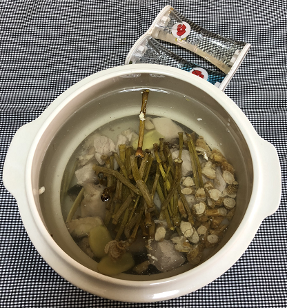 ������ĳ����������ʯ������������������