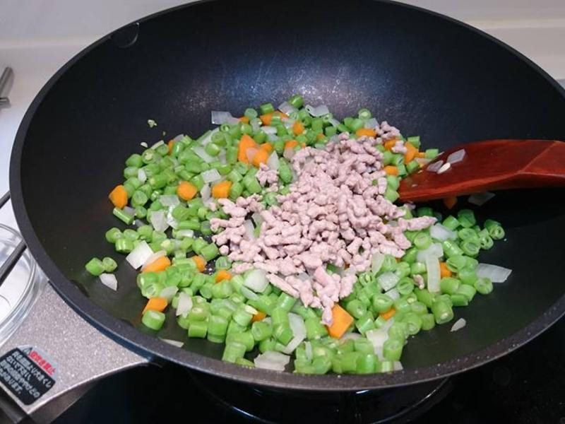 ��ɫ�ļ���������