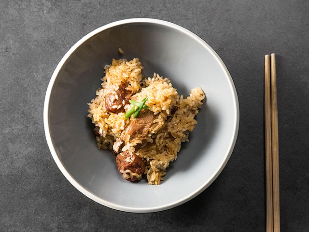 糯米梅子蒸排骨的做法