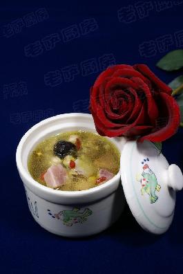 黄芪鲜鸡汤的做法