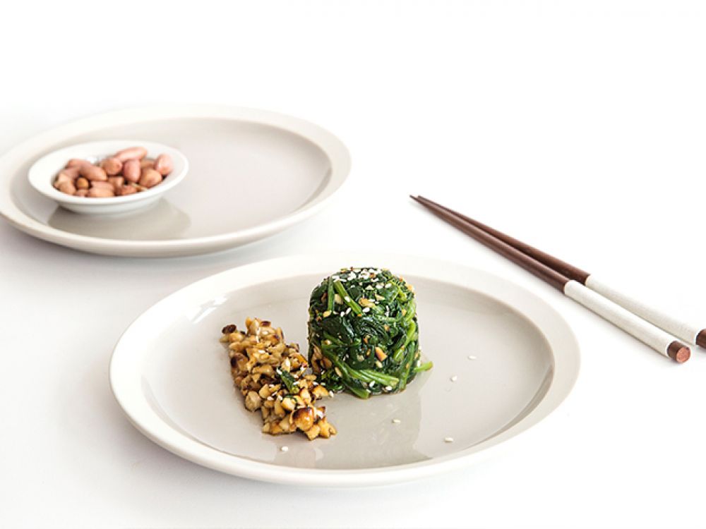 花生拌菠菜的做法