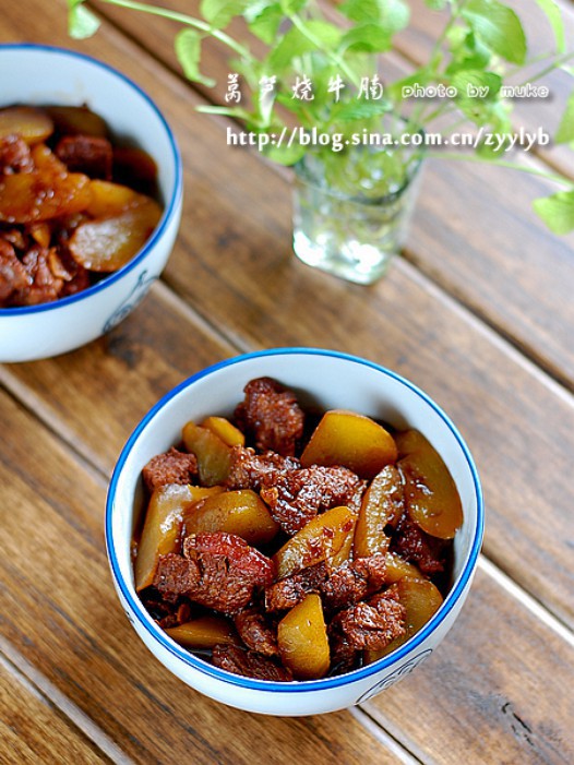 莴笋烧牛腩的做法