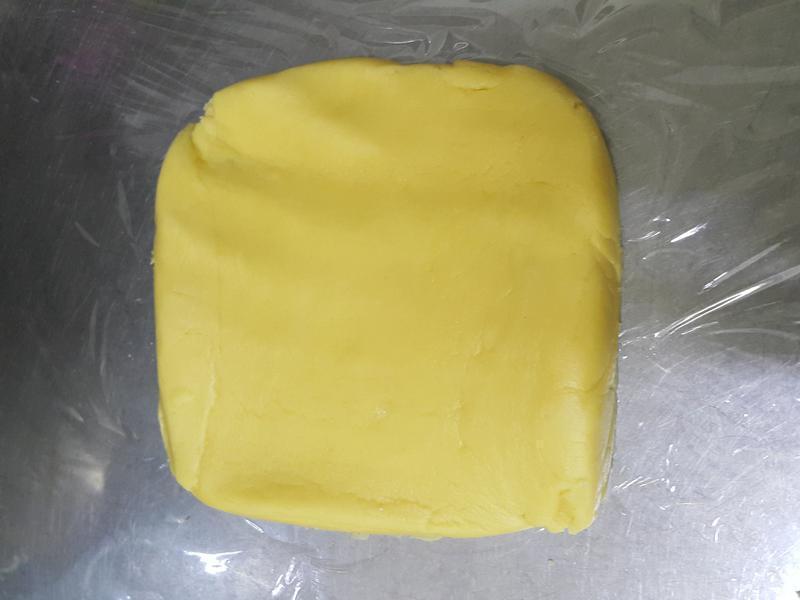 ��Ů���λ����� KITTYѹģ���ͱ��ɵ�����