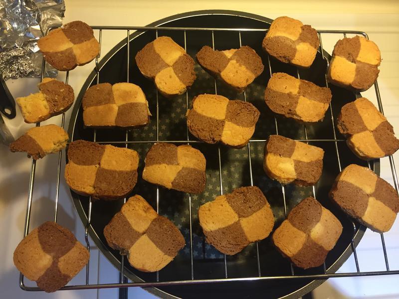 ����˫ɫ���ɵ�����