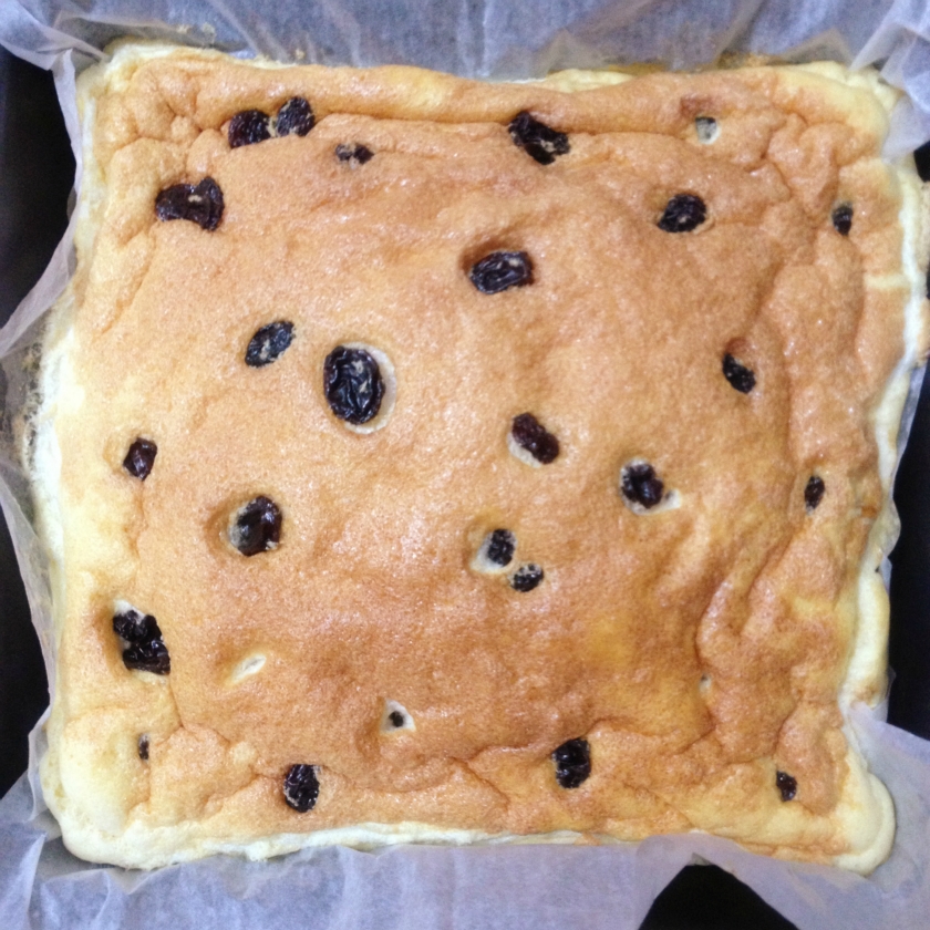 烤葡萄干蛋糕的做法