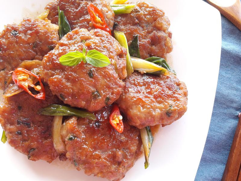 葱烧香煎肉饼的做法