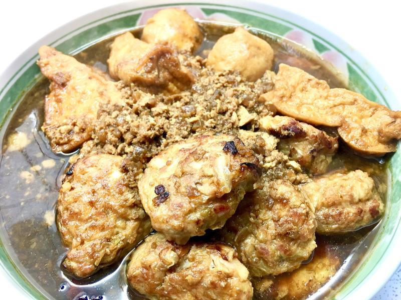 快速卤锅料吃饭的做法