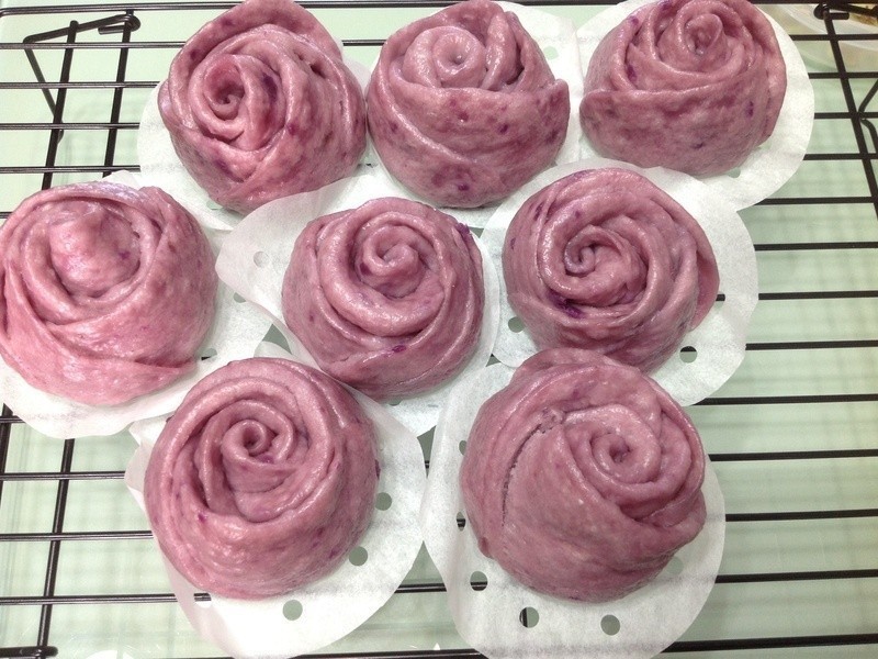 ��ɫõ�廨��ͷ������