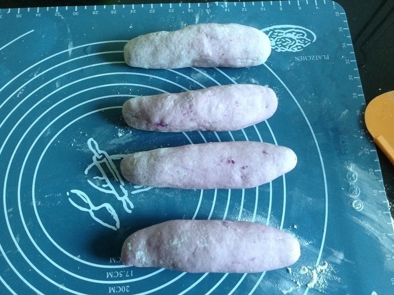 ��ɫõ�廨��ͷ������