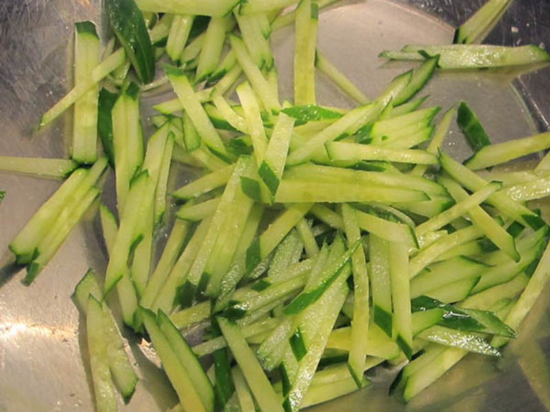 �Ÿ�С�ƹ�մ������Ȼ���ȴ�������