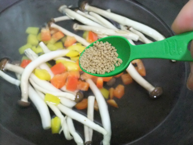 ɫ��������ζ���ȵ�����