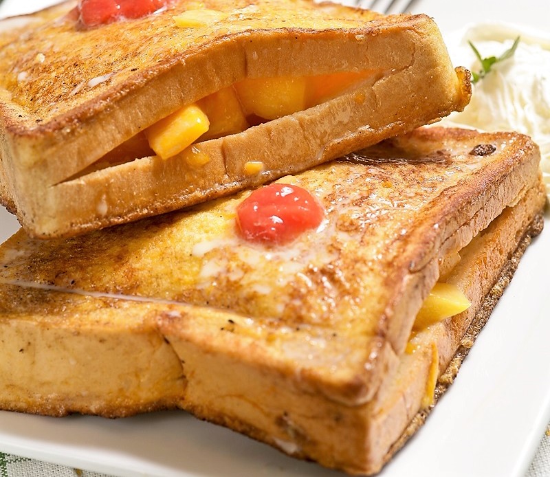 芒果炼乳法式土司的做法