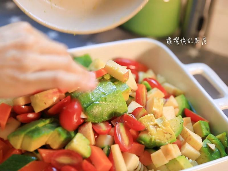 ʳ������ɳ�����������