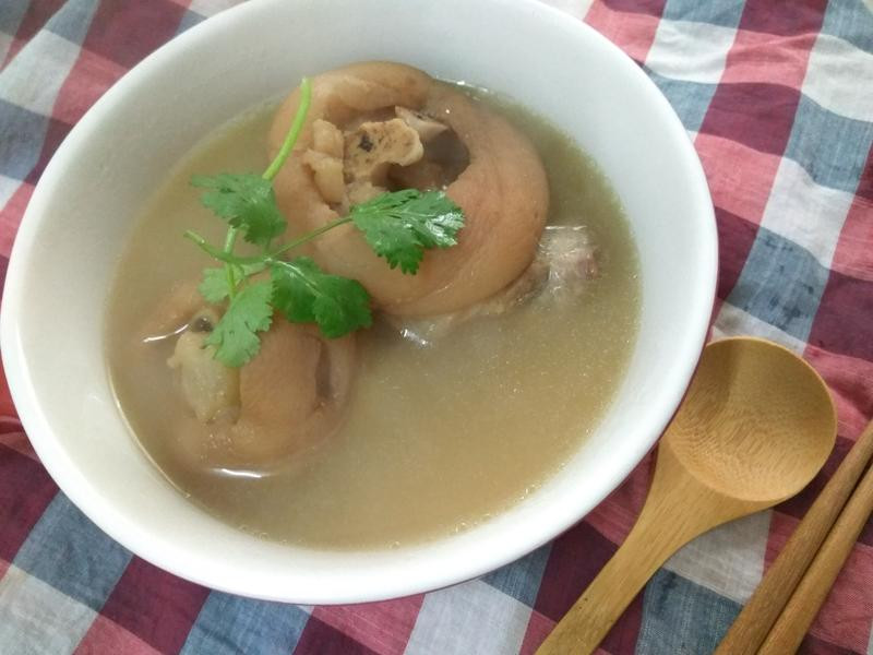 胶原蛋白养生汤的做法