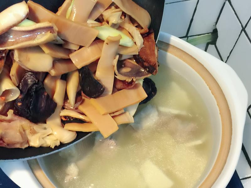 ���������������