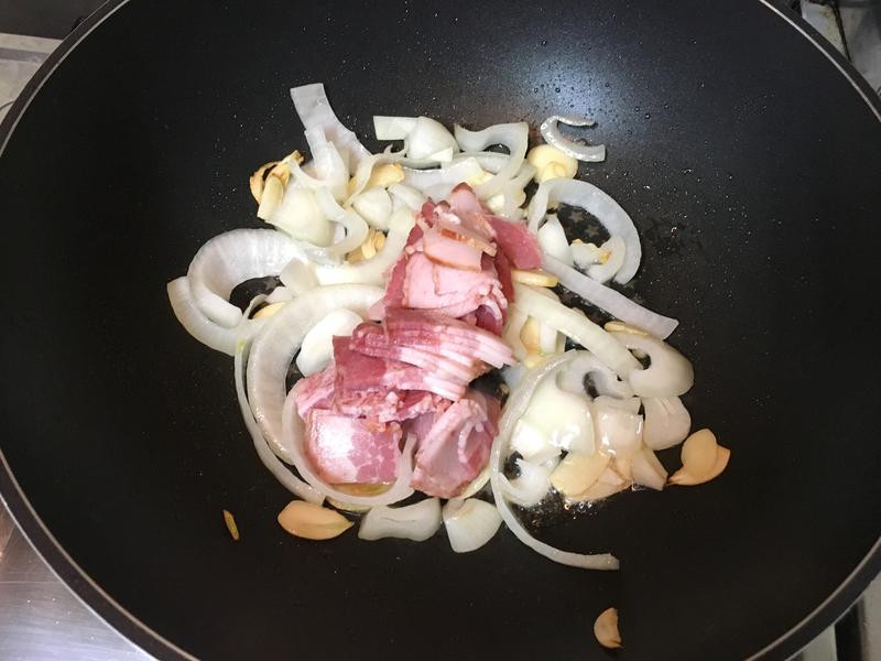 �����������ͨ�ķ۵�����