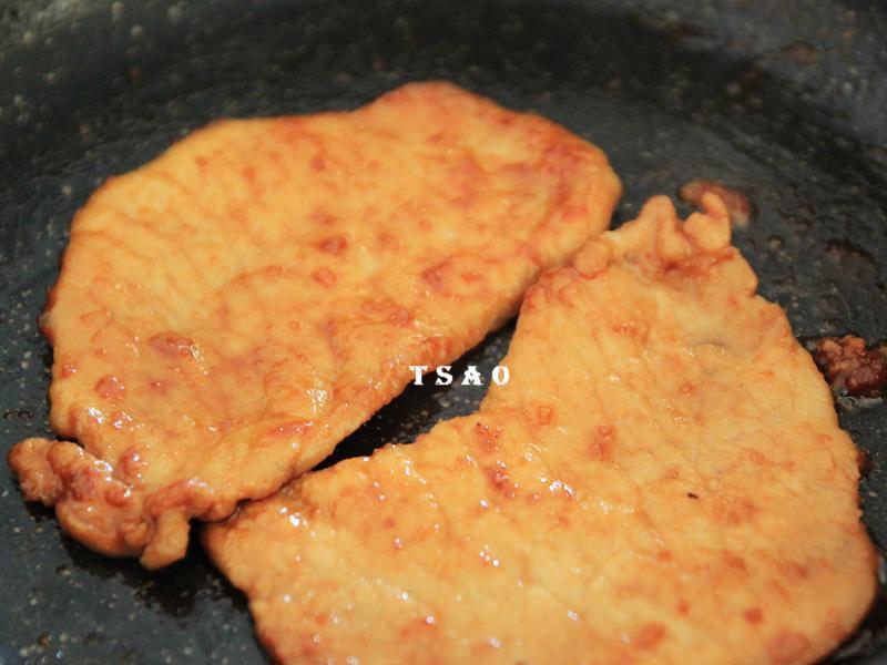 蜂蜜照烧猪肉三明治的做法